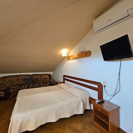 Hotel Blue Spot Malgrat de Mar Esterno foto