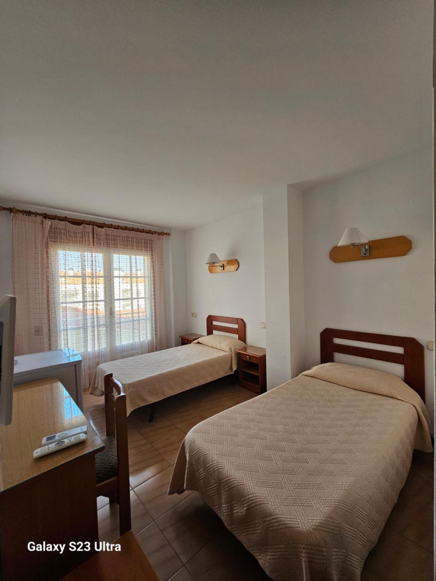 Hotel Blue Spot Malgrat de Mar Esterno foto