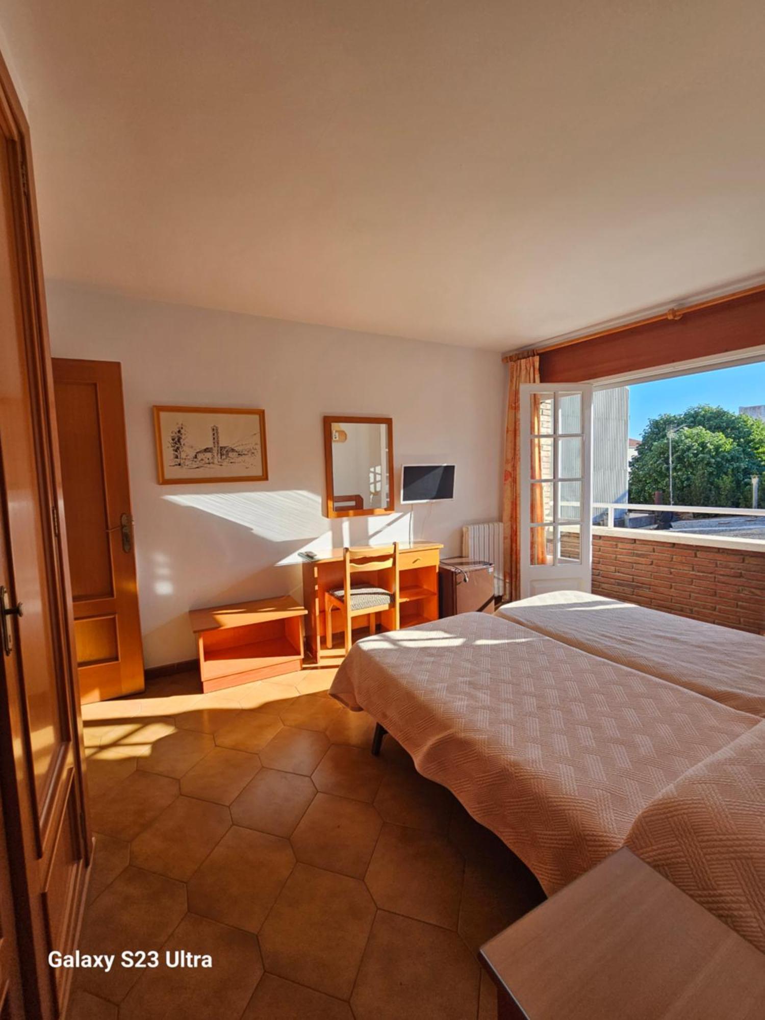 Hotel Blue Spot Malgrat de Mar Esterno foto