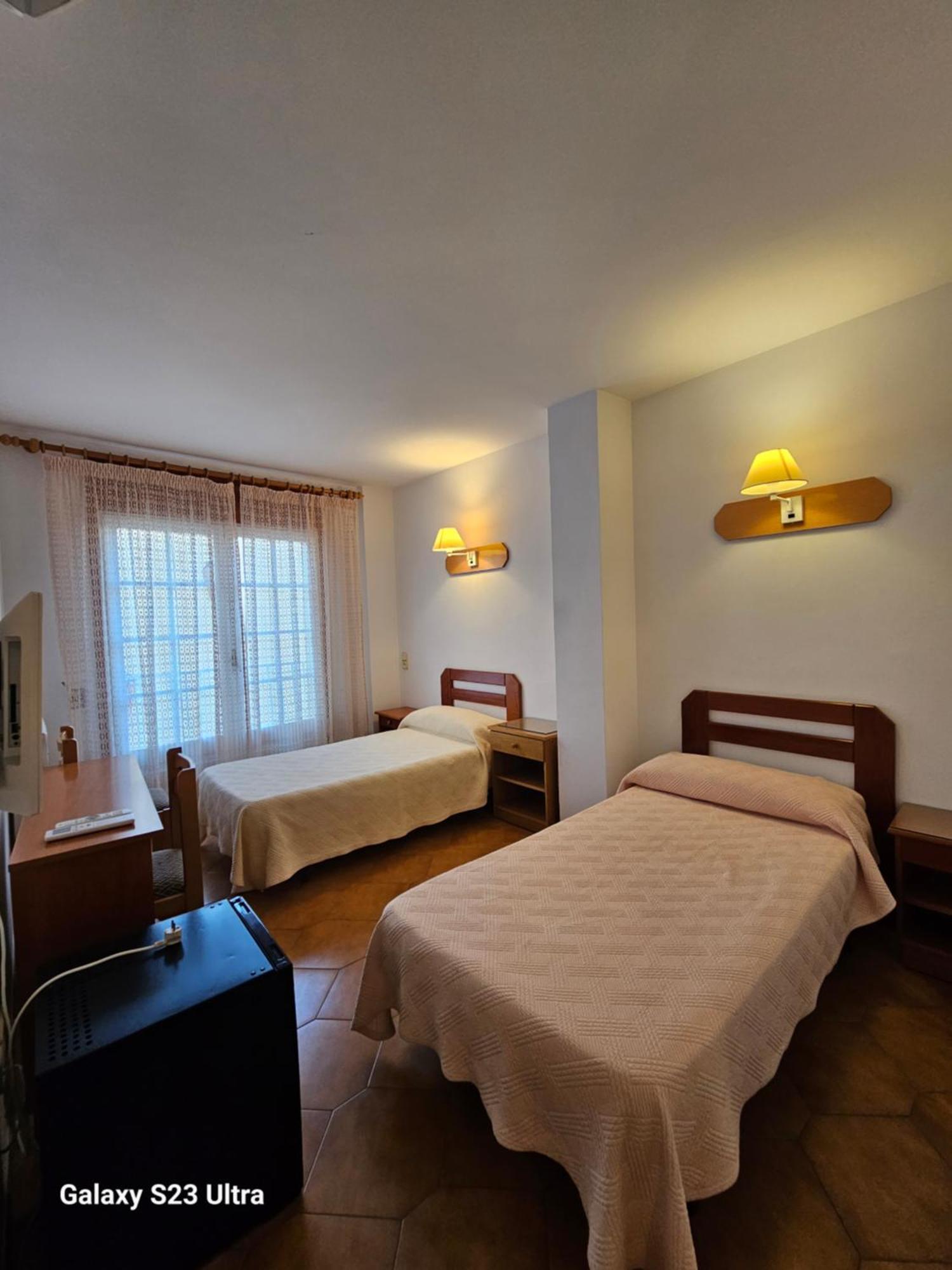 Hotel Blue Spot Malgrat de Mar Esterno foto