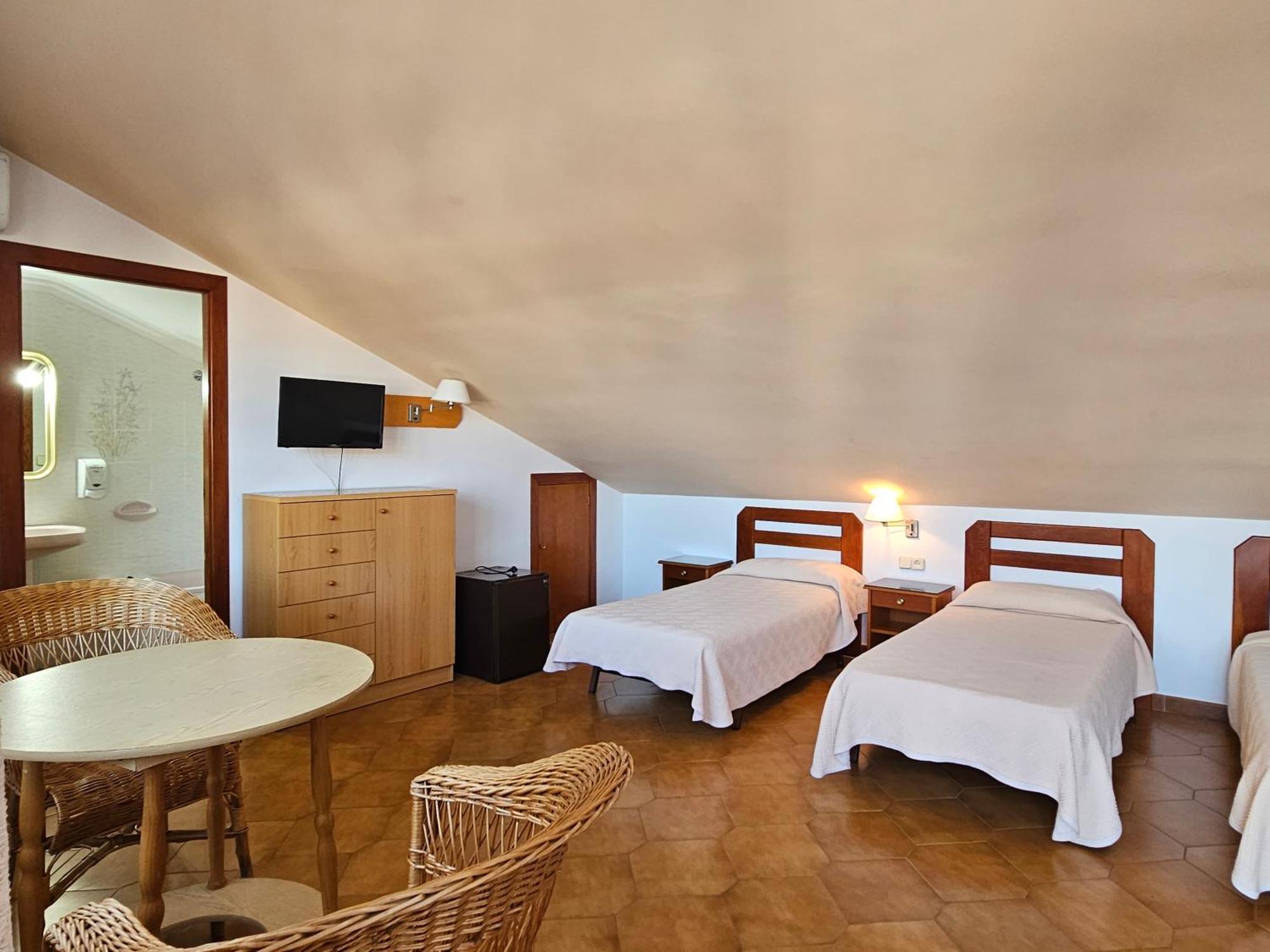 Hotel Blue Spot Malgrat de Mar Esterno foto