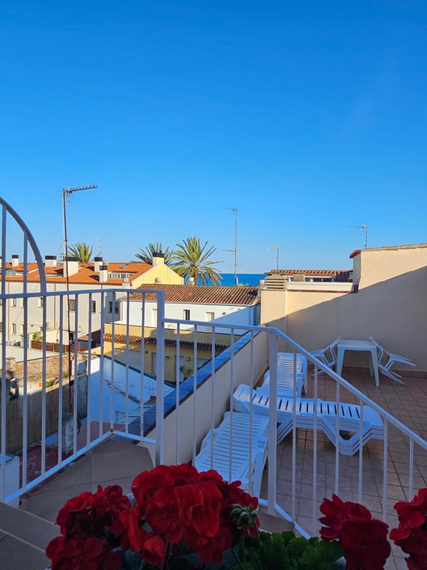 Hotel Blue Spot Malgrat de Mar Esterno foto